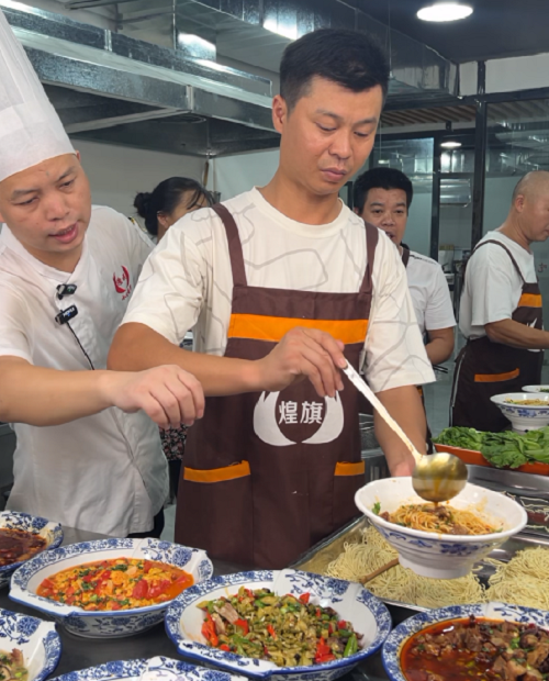 煌旗重庆小面培训教学现场