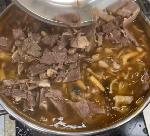 煌旗胡辣汤培训制作过程