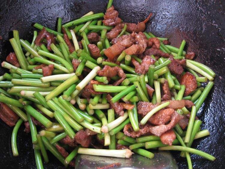 蒜苔炒肉怎么做好吃