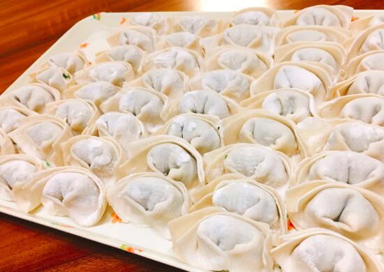 馄饨怎么包