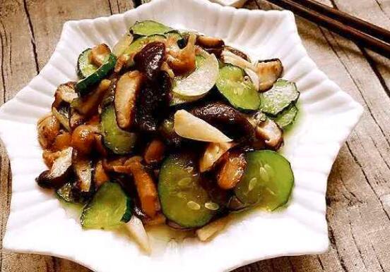 素香菇怎么炒肉