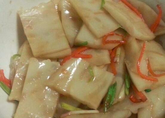 猪皮肉冻的做法