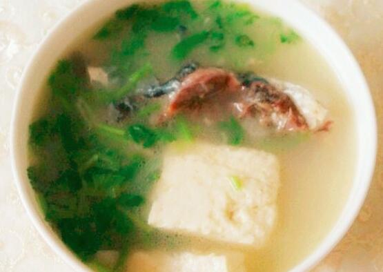 鱼头豆腐的做法