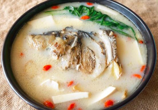 鱼头豆腐的做法