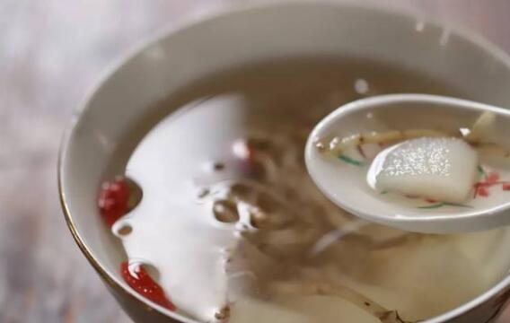 鱼腥草煲汤的方法