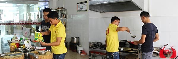 煌旗酸辣粉培训老师教学过程 
