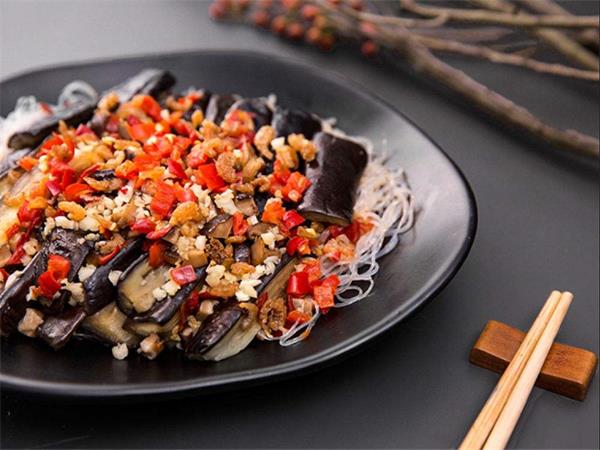 剁椒粉丝蒸茄子